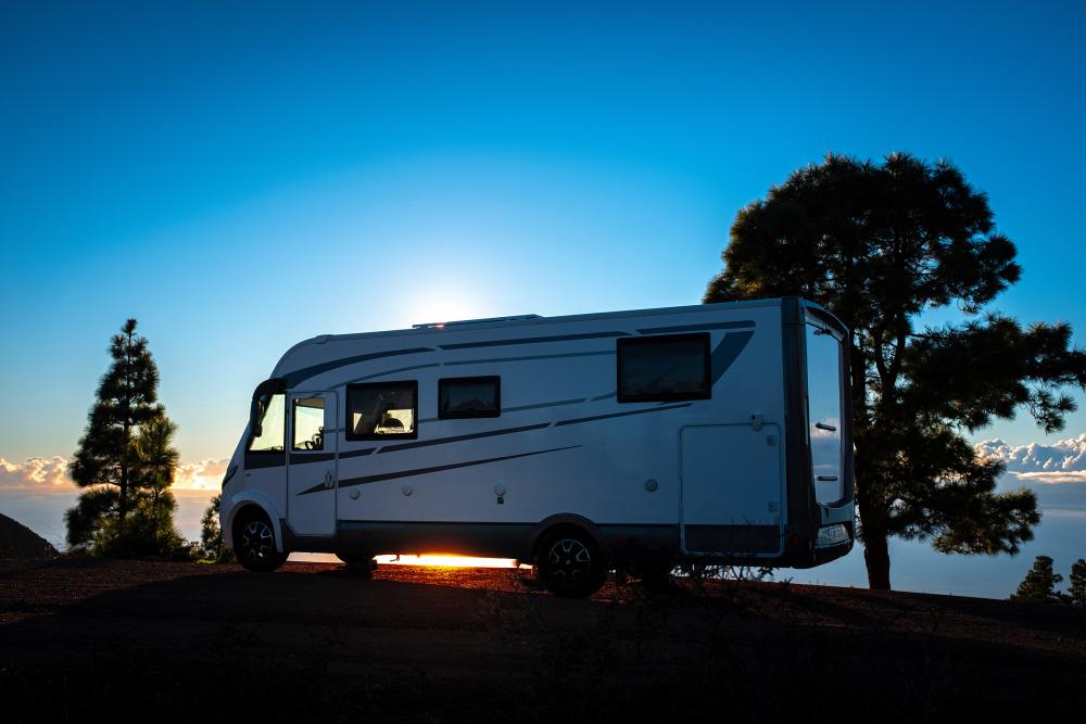 garage-pour-camping-car-full